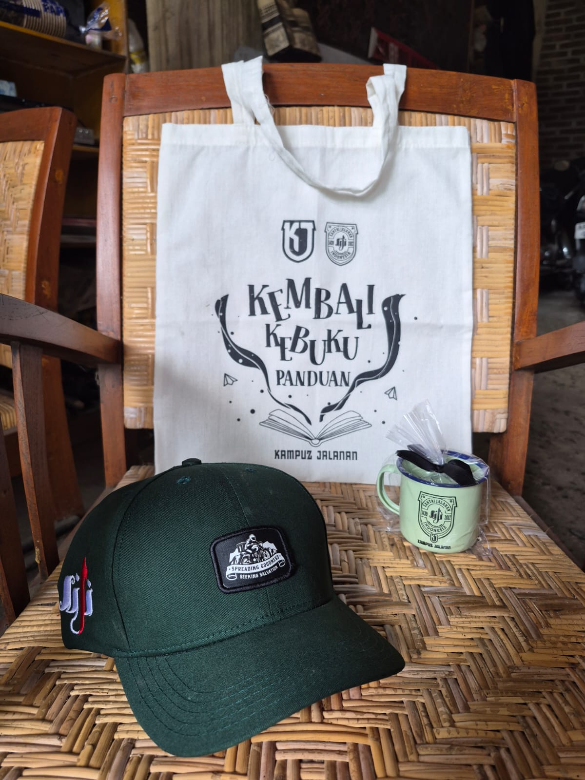 Paket Bundling Merchandise 